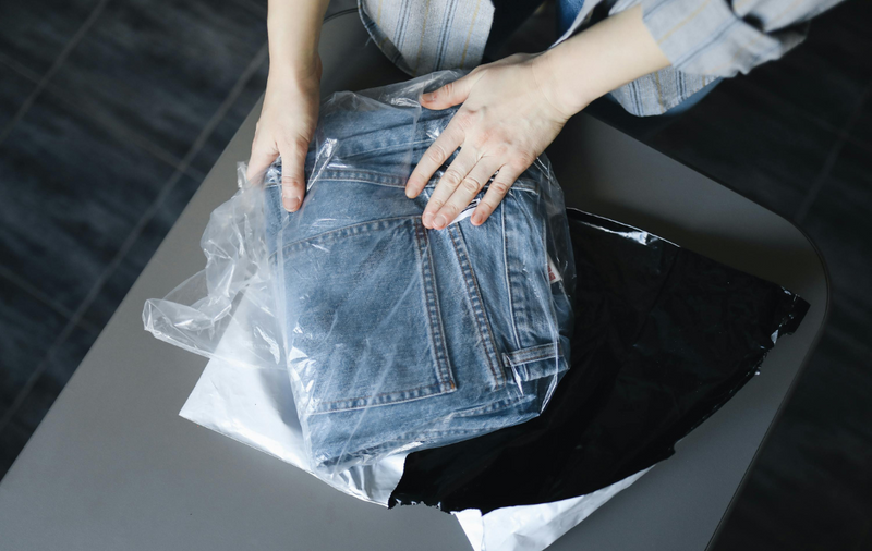 What Is the Best Sustainable Packaging for Shipping Apparel?