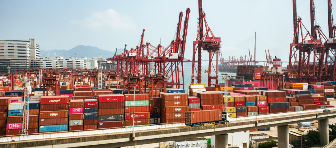 Domestic vs. Overseas Sourcing for Sustainable Packaging: What Makes Sense in 2025?