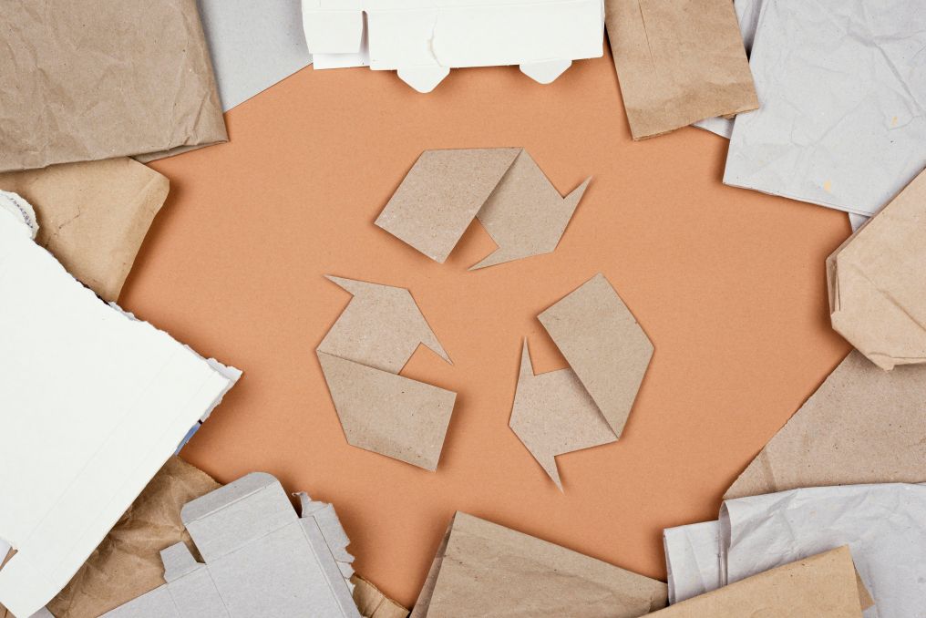 Why We Blend PIR and PCR in Recycled Paper Packaging